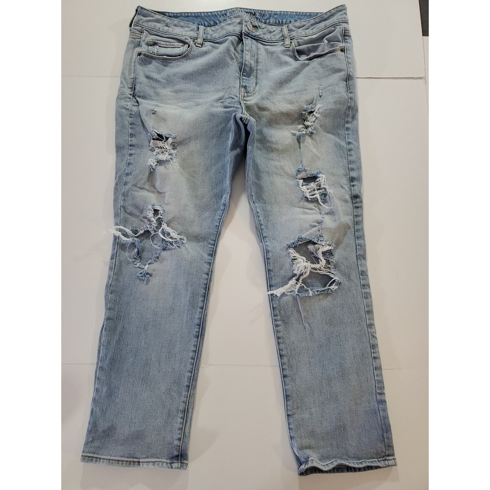 American Eagle Jeans Women's 18 Skinny Mom Jean Distressed/Destroyed Y2K Stretch